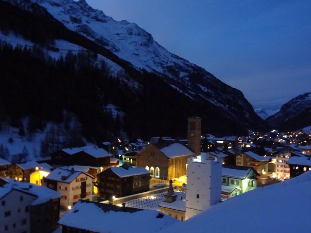 شقة Monte Rosa ساس-غروند المظهر الخارجي الصورة